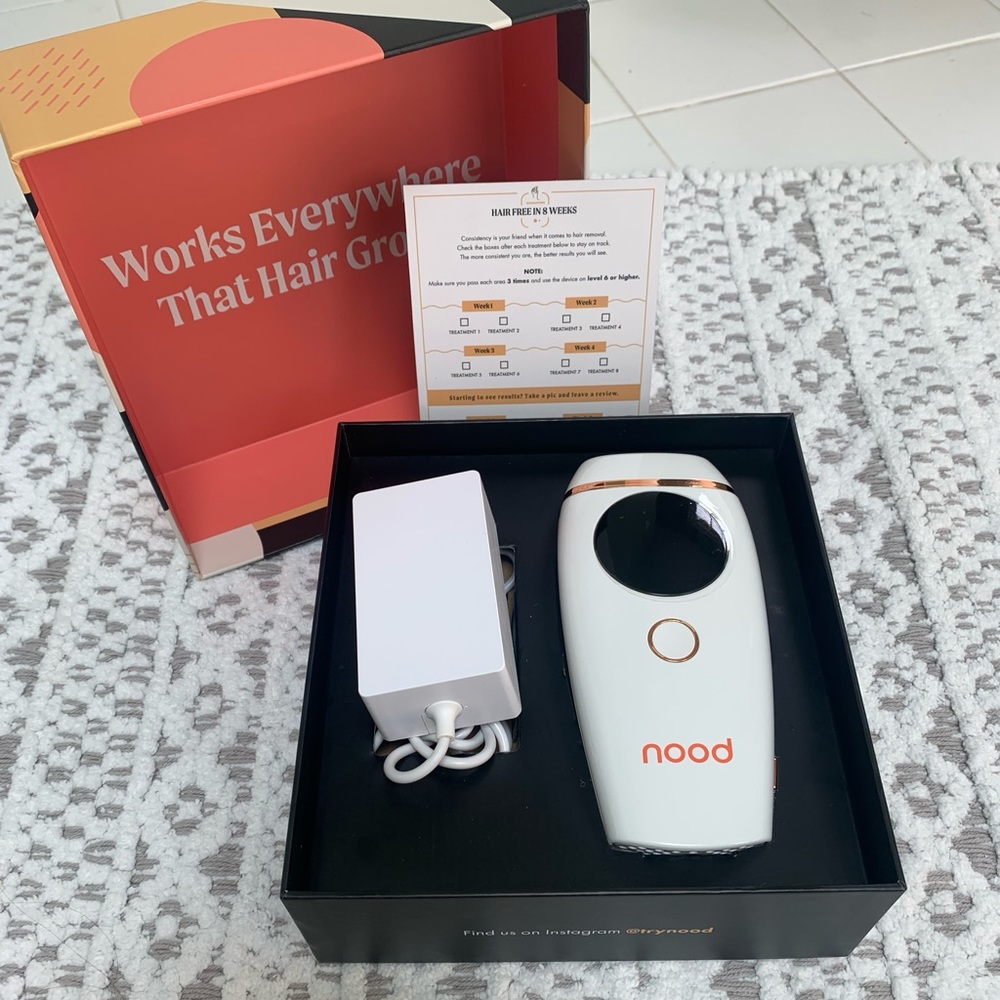 Nood Flasher Device